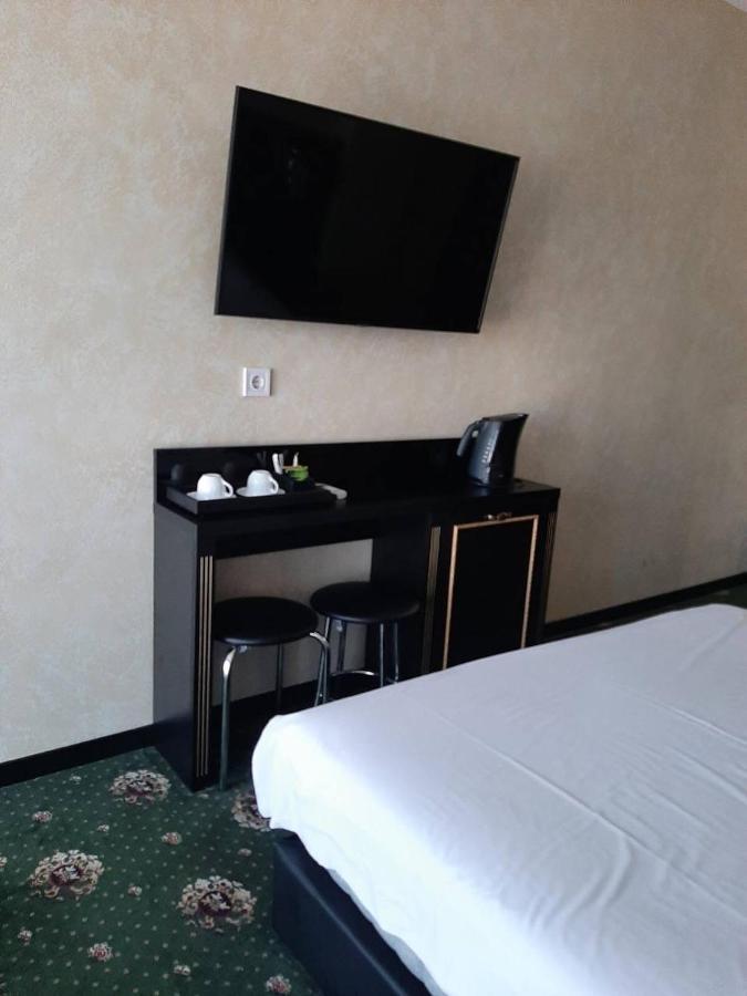 Arcadia City Apartments Odessa Extérieur photo