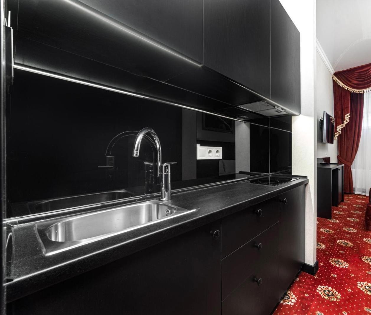 Arcadia City Apartments Odessa Extérieur photo